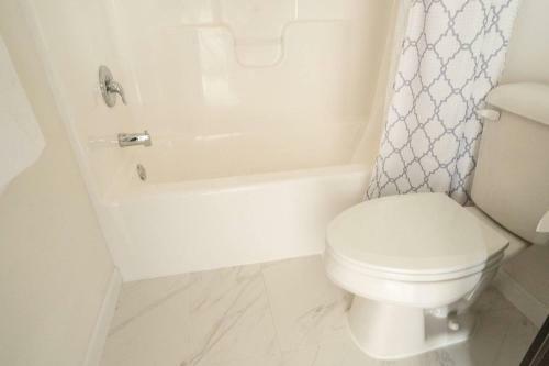 3 Bd Home Near West Point!