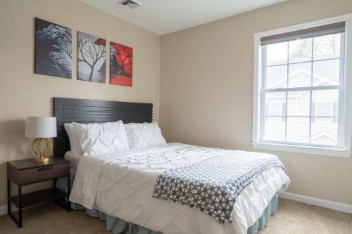 3 Bd Home Near West Point!
