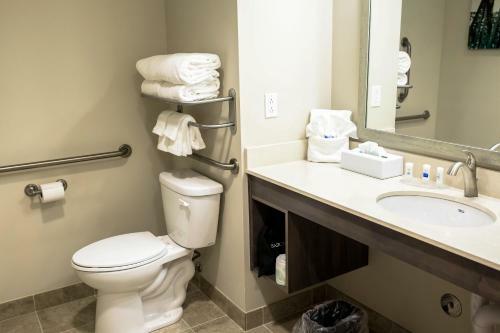 Best Western Plus Centralia Hotel & Suites