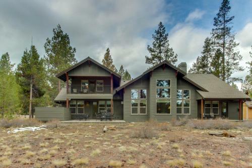 Caldera Lodge On The Pond