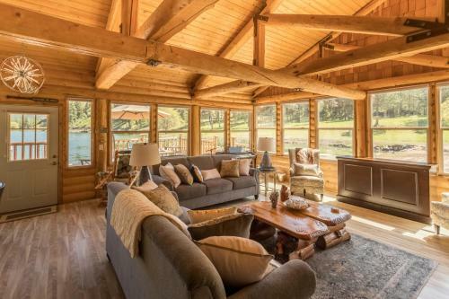 Lodge Riverview Ranch