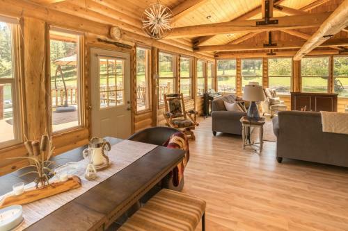 Lodge Riverview Ranch