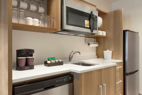Hotel Home2 Suites By Hilton Bismarck