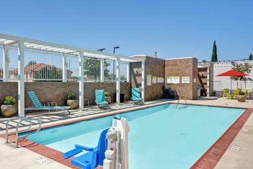 Hotel Home2 Suites Azusa