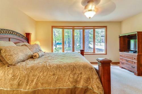Conifer 9 Five-bedroom Home