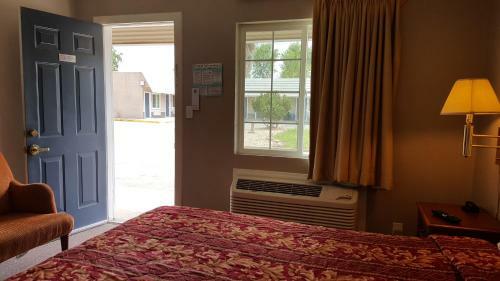 Pacific Motel