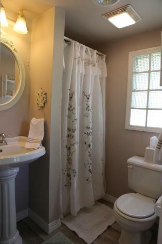 Bed & Breakfast Martha's Vineyard B & B
