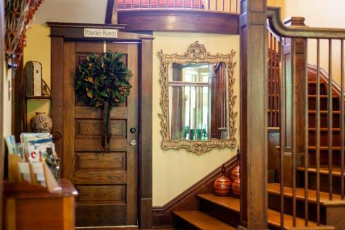 Hart House Bed & Breakfast