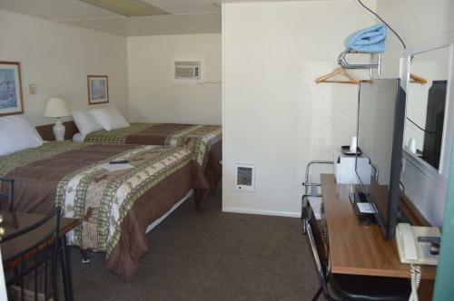Newport Antler Motel