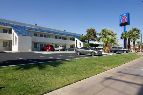Hotel Motel 6 Palm Springs North