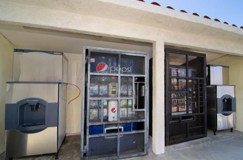 Hotel Motel 6 Palm Springs North