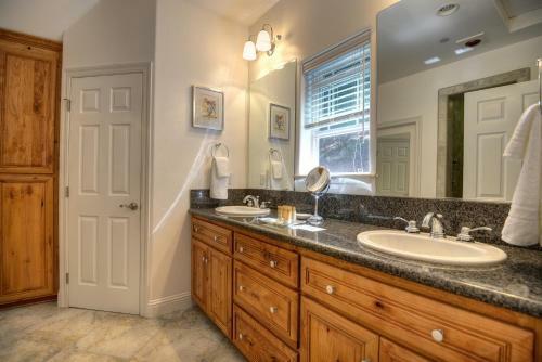 North Canyon Inn Bed & Breakfast