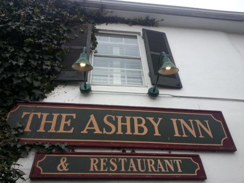Posada Ashby Inn & Restaurant