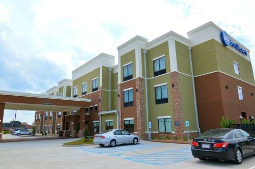 Best Western False River Hotel