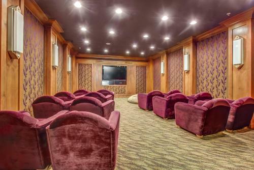 Eagle Springs West 403: Blackbird Suite
