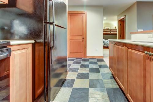 Eagle Springs West 403: Blackbird Suite