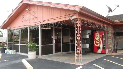 Sportsman's Motel
