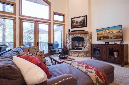 Cross Timbers At Steamboat - X2702