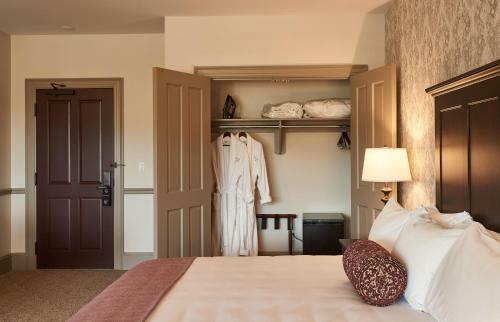 Hotel The Groton Inn
