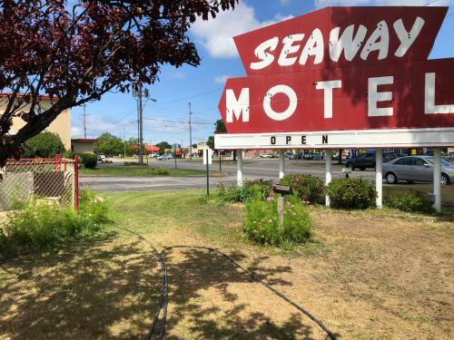 Seaway Motel