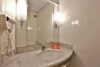 Hotel Ibis Maring�