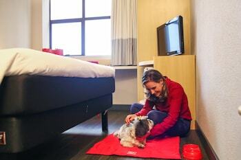 Hotel Ibis Maring�
