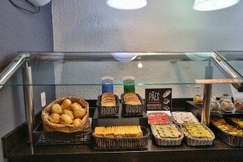 Hotel Ibis Maring�