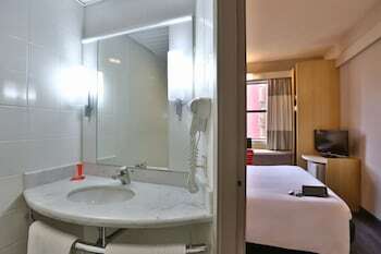 Hotel Ibis Maring�