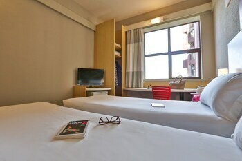 Hotel Ibis Maring�
