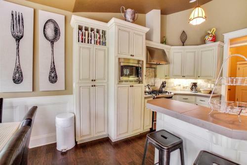 Big River Retreat Four-bedroom Home