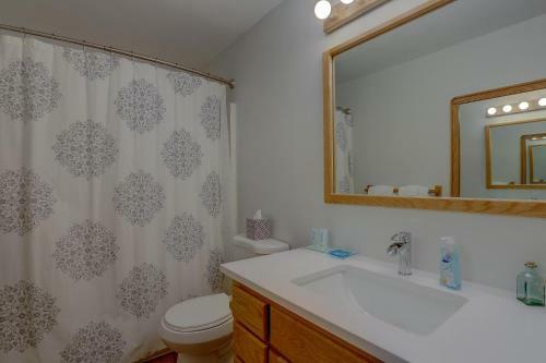 34 Fairway Village