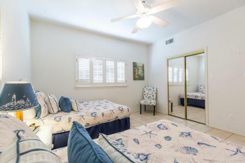 Apartamento 207 W. Campeche (Alegria On The Bay)