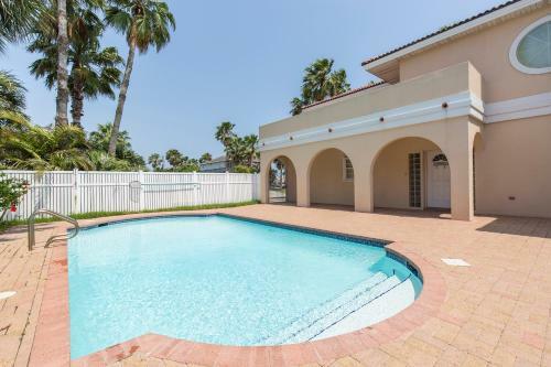 Apartamento 207 W. Campeche (Alegria On The Bay)