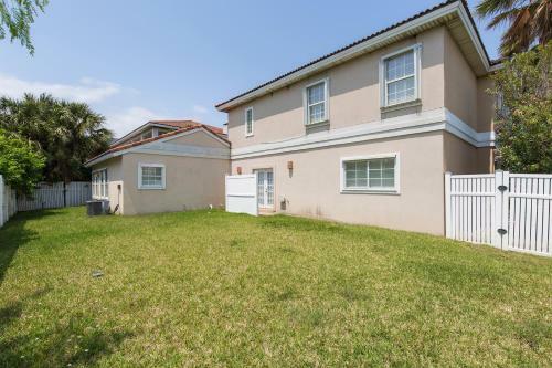 Apartamento 207 W. Campeche (Alegria On The Bay)