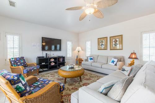 Apartamento 207 W. Campeche (Alegria On The Bay)