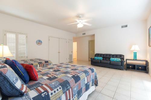 Apartamento 207 W. Campeche (Alegria On The Bay)