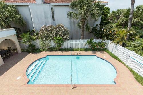 Apartamento 207 W. Campeche (Alegria On The Bay)