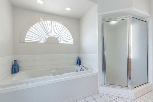 Apartamento 207 W. Campeche (Alegria On The Bay)