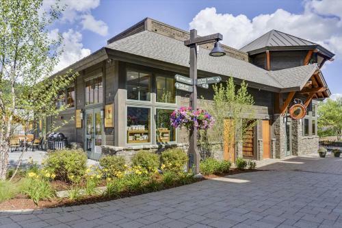 Steps Away At The Lodge At Spruce Peak