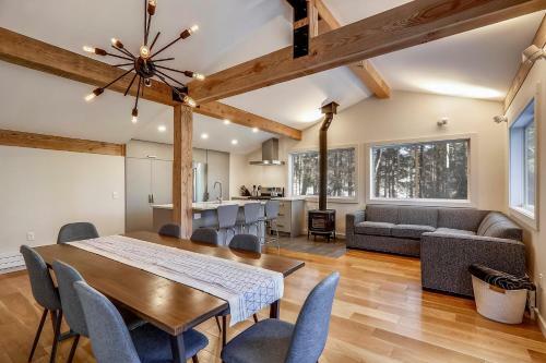 Tollhouse 10c