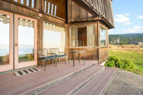 Curtis-moulton Retreat