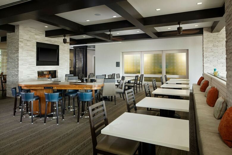 Hotel Homewood Suites By Hilton Teaneck Glenpointe