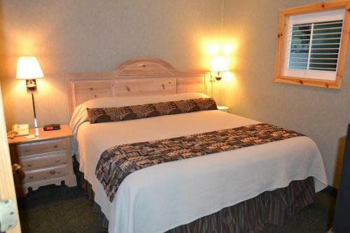 Hotel Crooked River Lodge