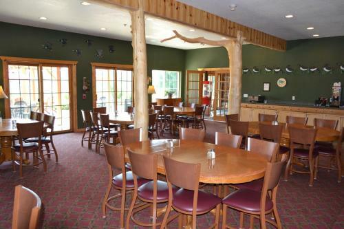 Hotel Crooked River Lodge