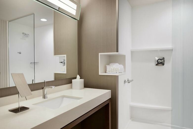 Hotel Courtyard By Marriott Boston Dedham/westwood