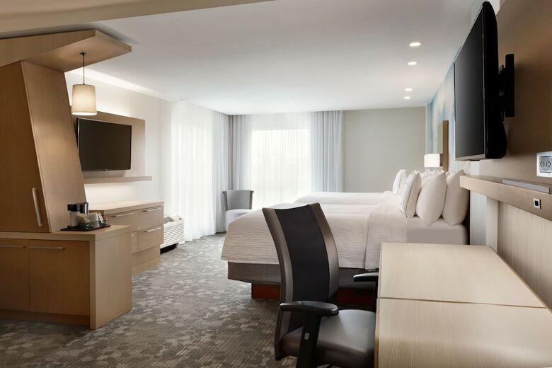 Hotel Courtyard By Marriott Boston Dedham/westwood