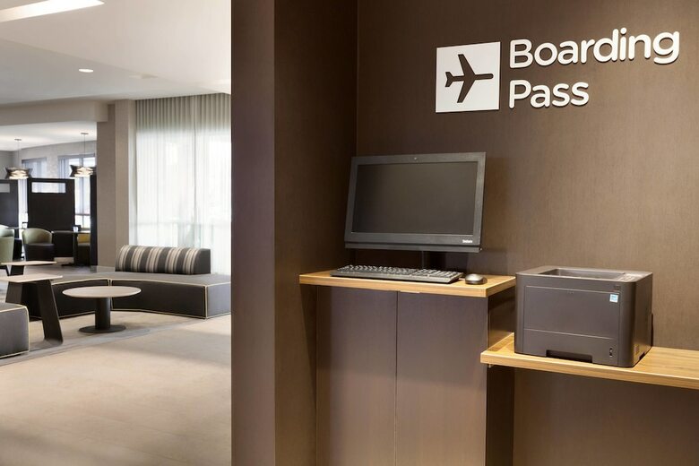 Hotel Courtyard By Marriott Boston Dedham/westwood
