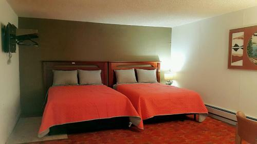 Golden Arrow Motel