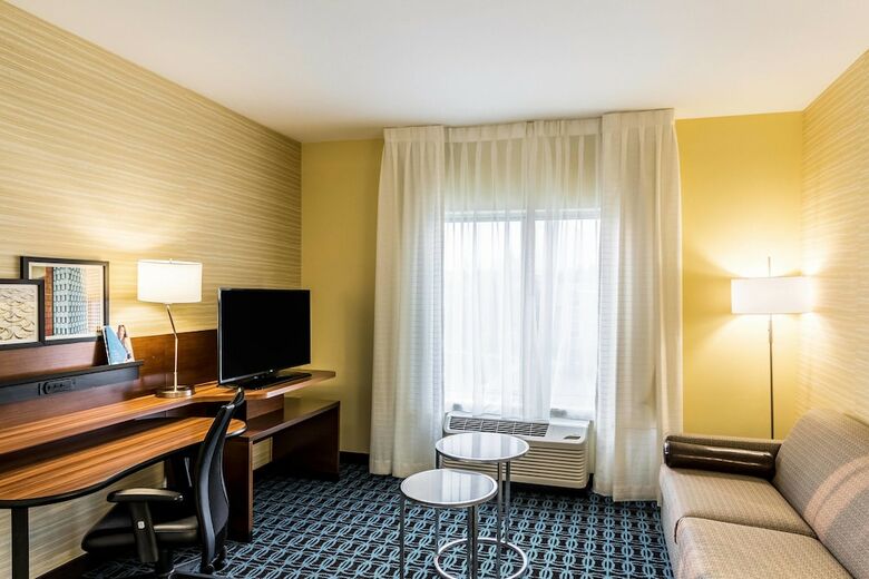 Hotel Fairfield Inn & Suites By Marriott Butte