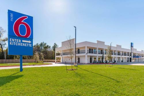 Hotel Motel 6 Channelview